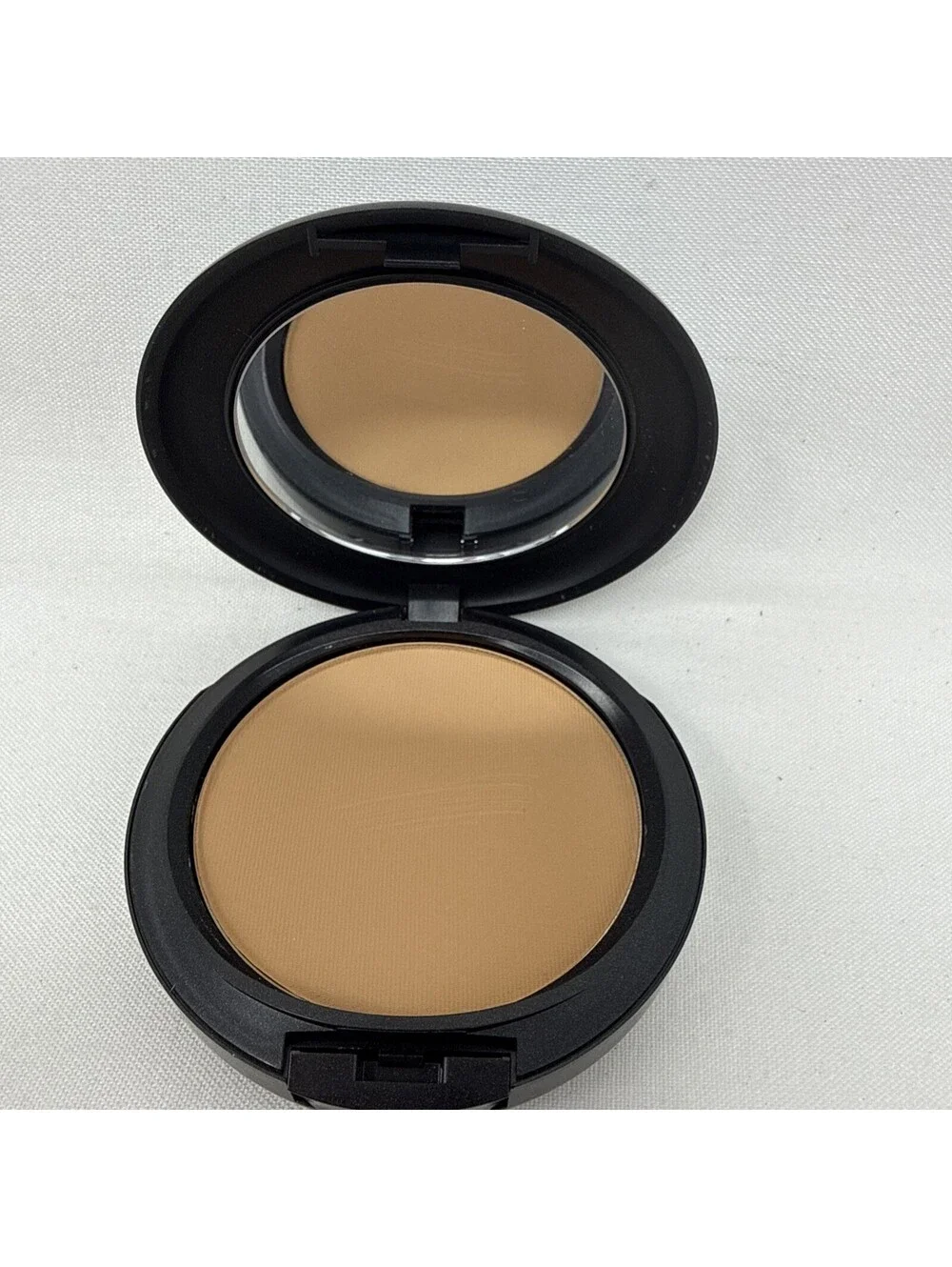 Mac Studio Fix Powder Plus Foundation Matte Finish Full Coverage NC 44.5 CJ1